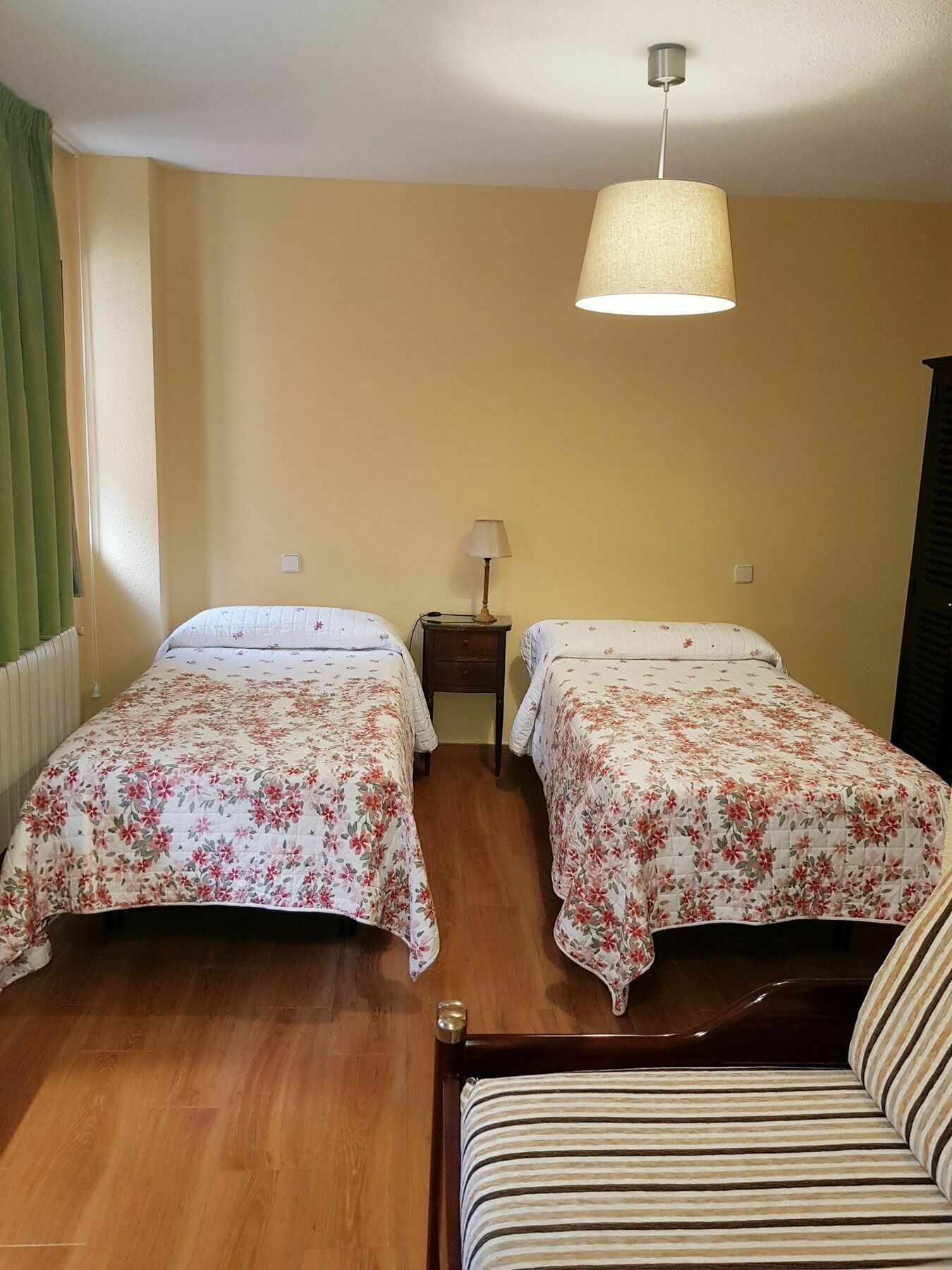 Hostal Puerta Bonita Vista Alegre Мадрид Екстер'єр фото